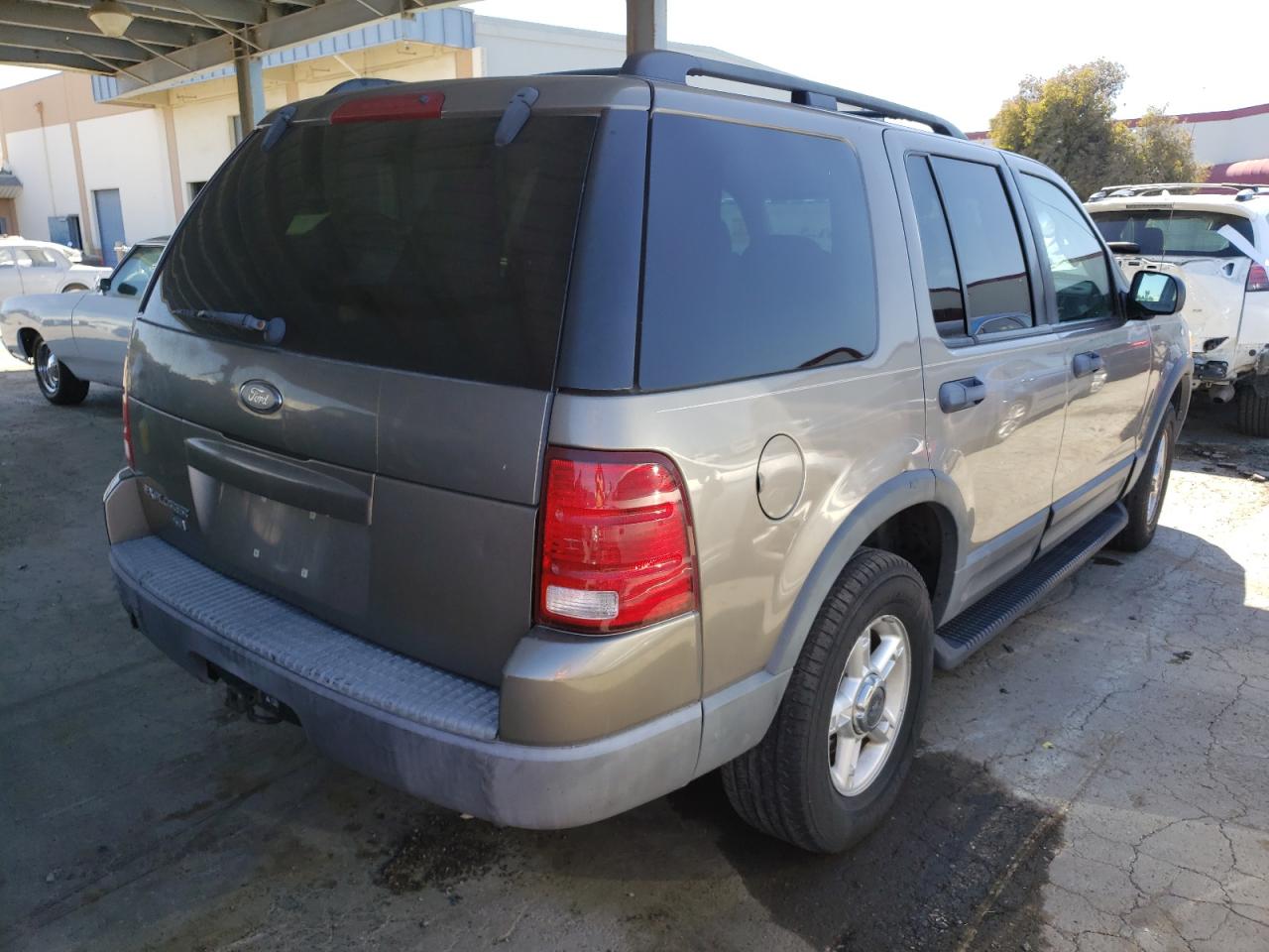 Photo 4 from auction – 2003 FORD EXPLORER X with VIN 1FMZU73K73UA83419