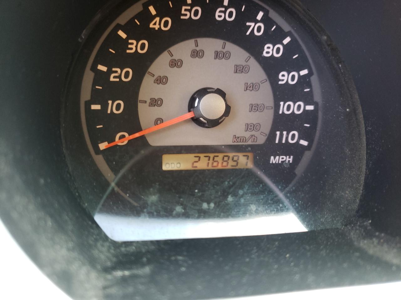 Photo 8 from auction – 2005 TOYOTA 4RUNNER SR with VIN JTEBU14R458046379