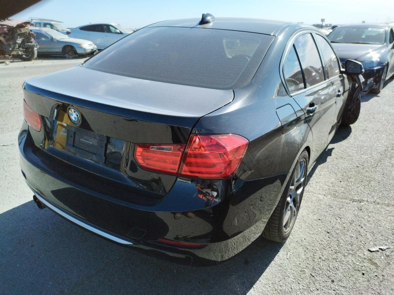 Photo 4 from auction – 2013 BMW 328 I SULE with VIN WBA3C1G56DNR48839