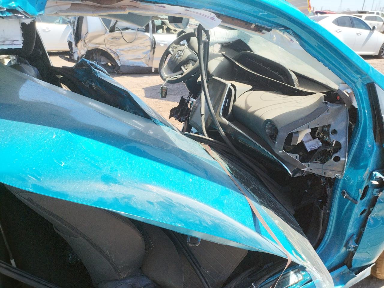 Photo 5 from auction – 2017 TOYOTA PRIUS PRIM with VIN JTDKARFP0H3047019