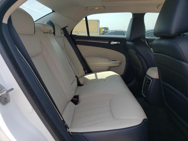 Photo 6 from auction – 2015 CHRYSLER 300C PLATI with VIN 2C3CCASG8FH763820