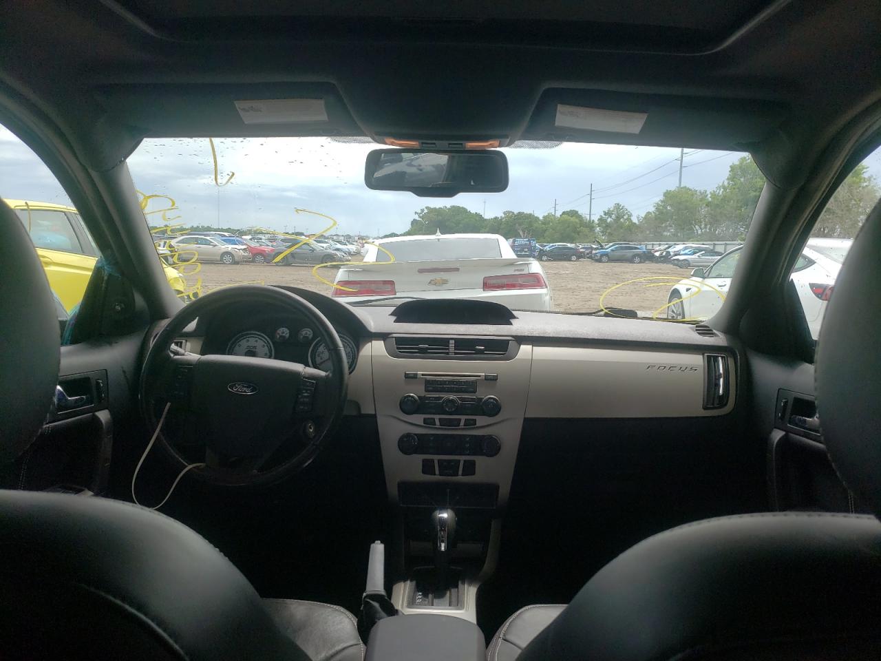 Photo 9 from auction – 2011 FORD FOCUS SEL with VIN 1FAHP3HN5BW179643