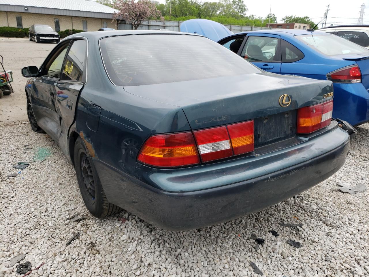 Photo 3 from auction – 1997 LEXUS ES 300 with VIN JT8BF22G9V0069854