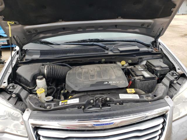 Photo 7 from auction – 2014 CHRYSLER TOWN & COU with VIN 2C4RC1BG8ER292220
