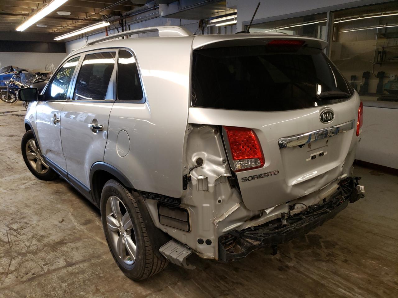 Photo 3 from auction – 2012 KIA SORENTO EX with VIN 5XYKU3A61CG254672