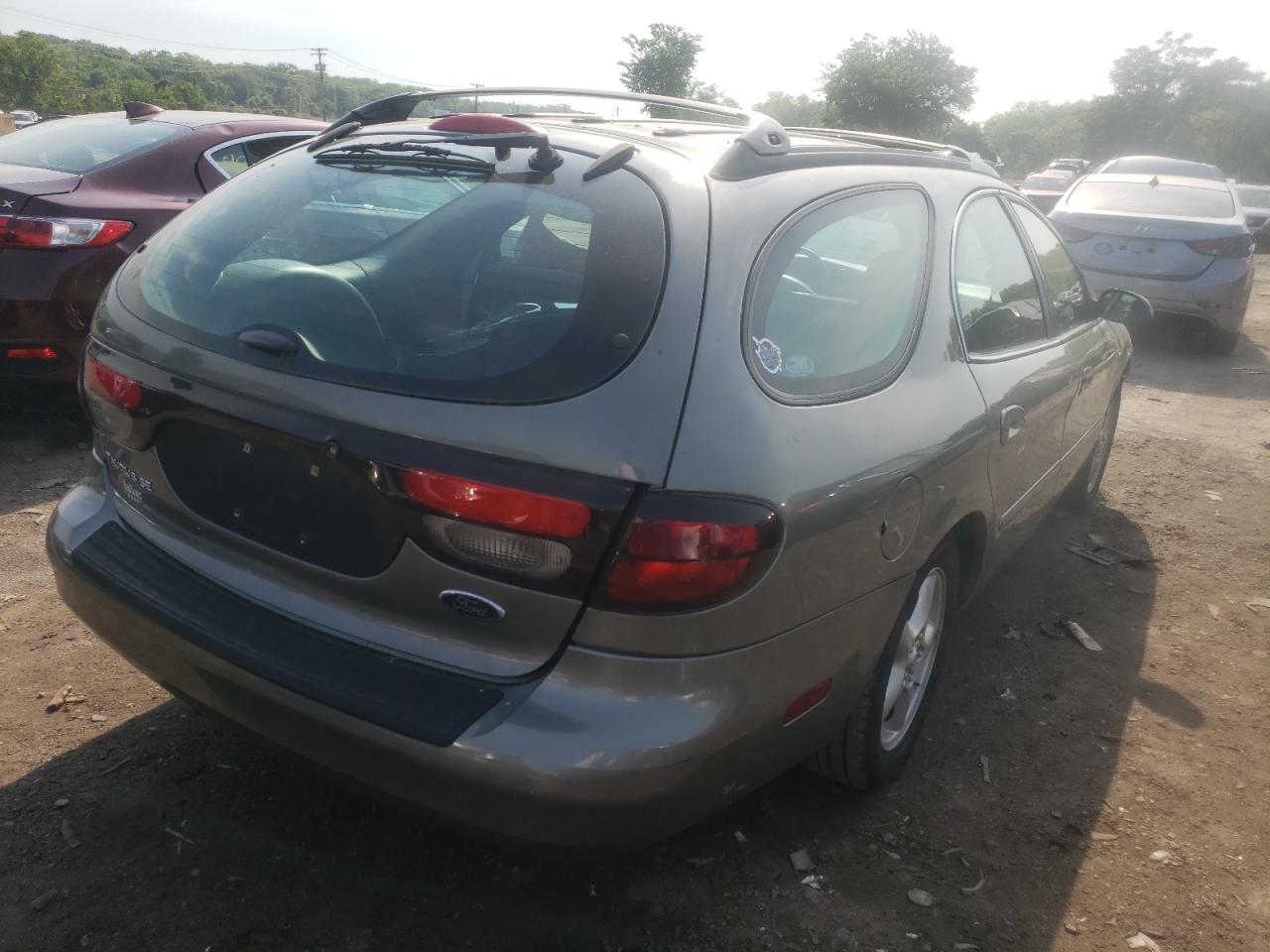 Photo 4 from auction – 2003 FORD TAURUS SE with VIN 1FAHP58S13G118996