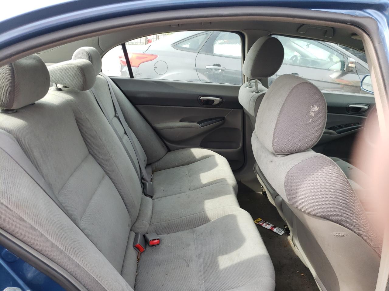 Photo 6 from auction – 2010 HONDA CIVIC LX with VIN 2HGFA1F58AH308287
