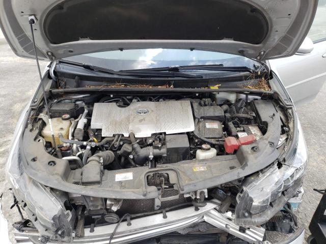 Photo 7 from auction – 2017 TOYOTA PRIUS PRIM with VIN JTDKARFP9H3011779