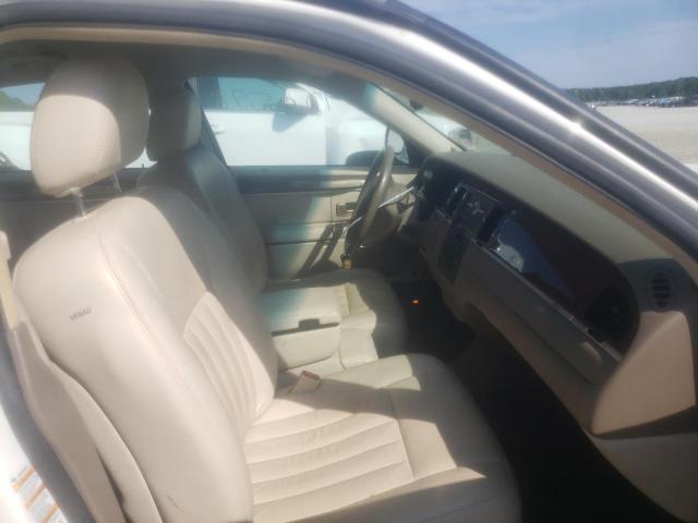 Photo 5 from auction – 2004 LINCOLN TOWN CAR E with VIN 1LNHM81W14Y609433