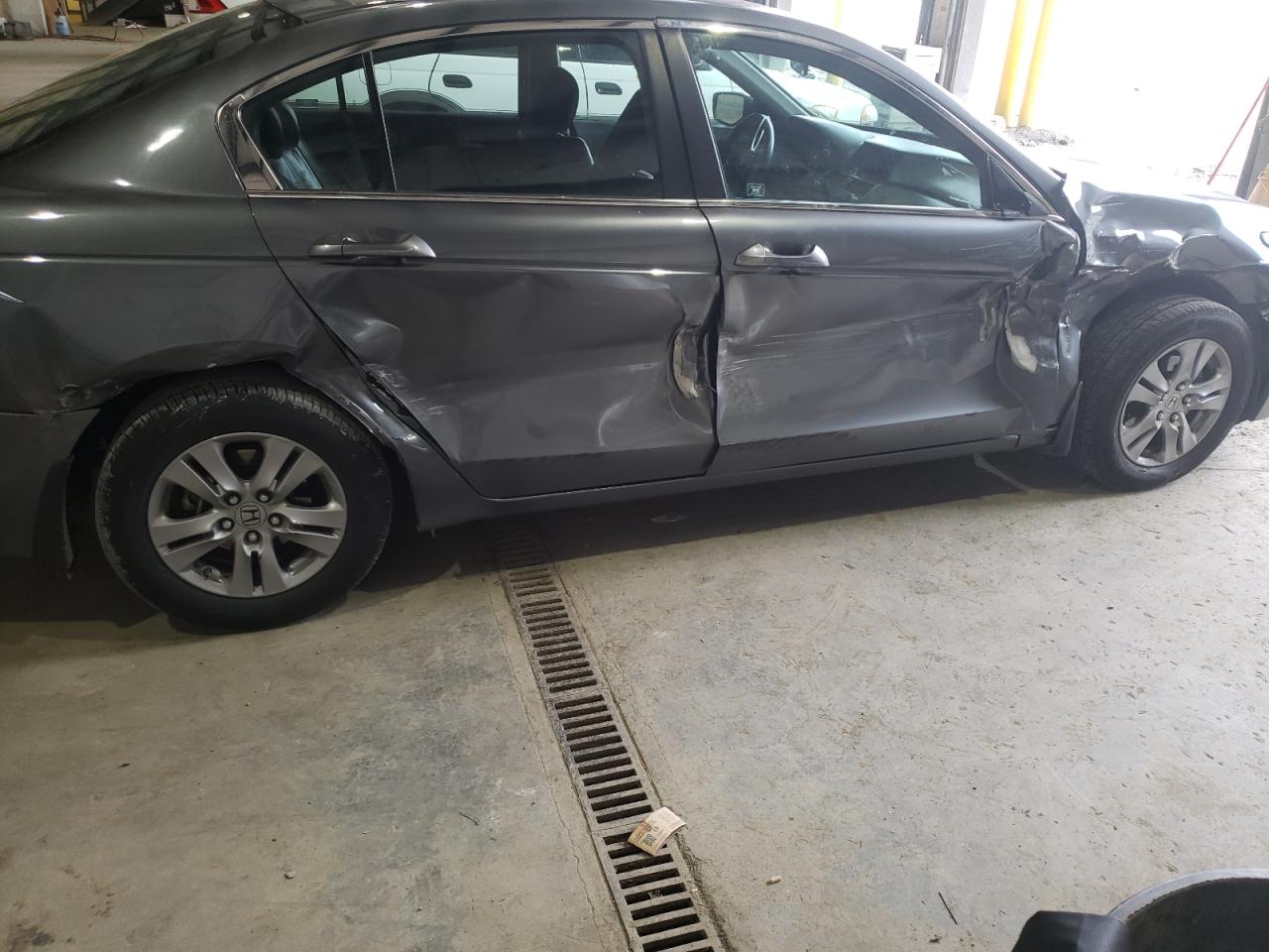Photo 9 from auction – 2011 HONDA ACCORD SE with VIN 1HGCP2F67BA144630