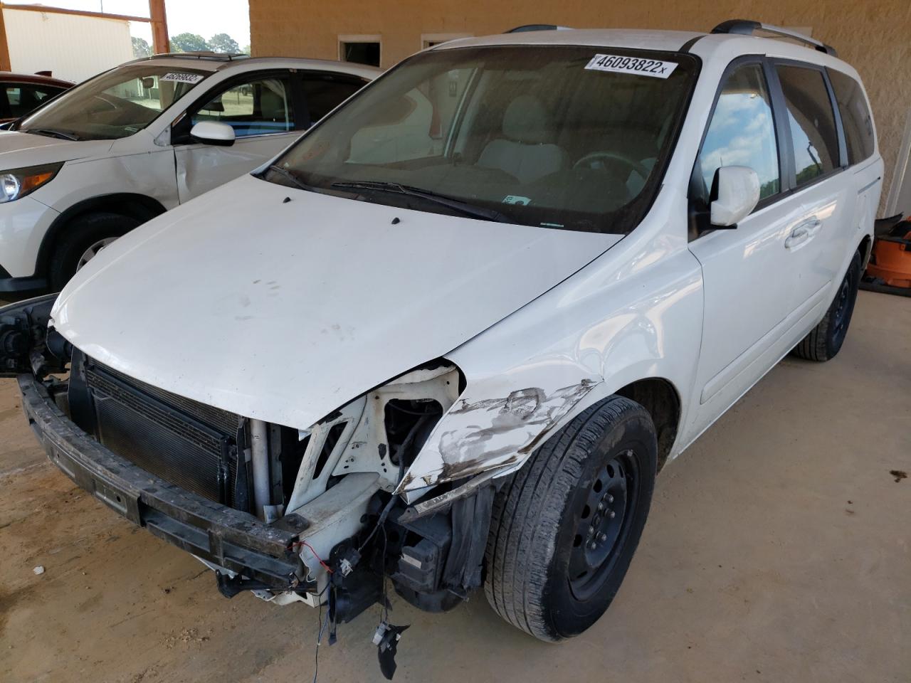Photo 2 from auction – 2010 KIA SEDONA with VIN KNDMG4C37A6355367