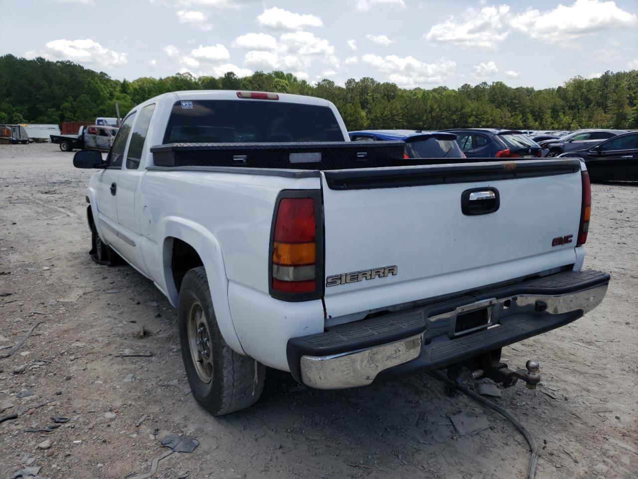 Photo 16 from auction – 2003 GMC NEW SIERRA with VIN 2GTEK19T431363574