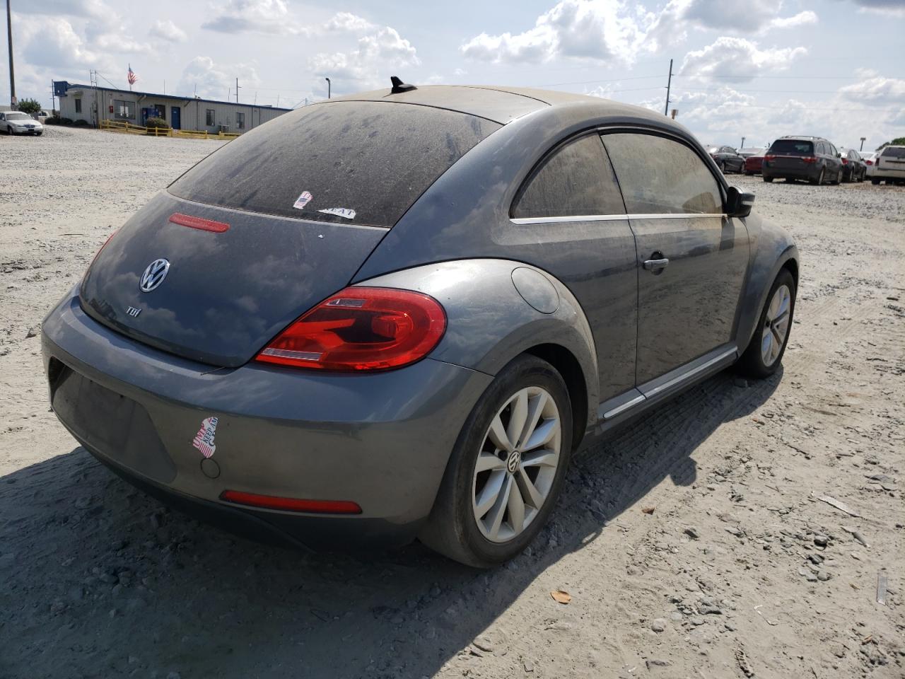 Photo 4 from auction – 2013 VOLKSWAGEN BEETLE with VIN 3VWRL7AT8DM680293