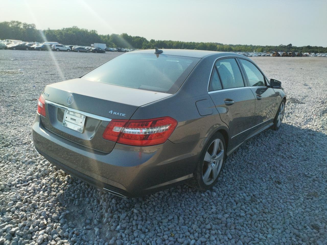 Photo 4 from auction – 2011 MERCEDES-BENZ E 350 4MAT with VIN WDDHF8HBXBA373314
