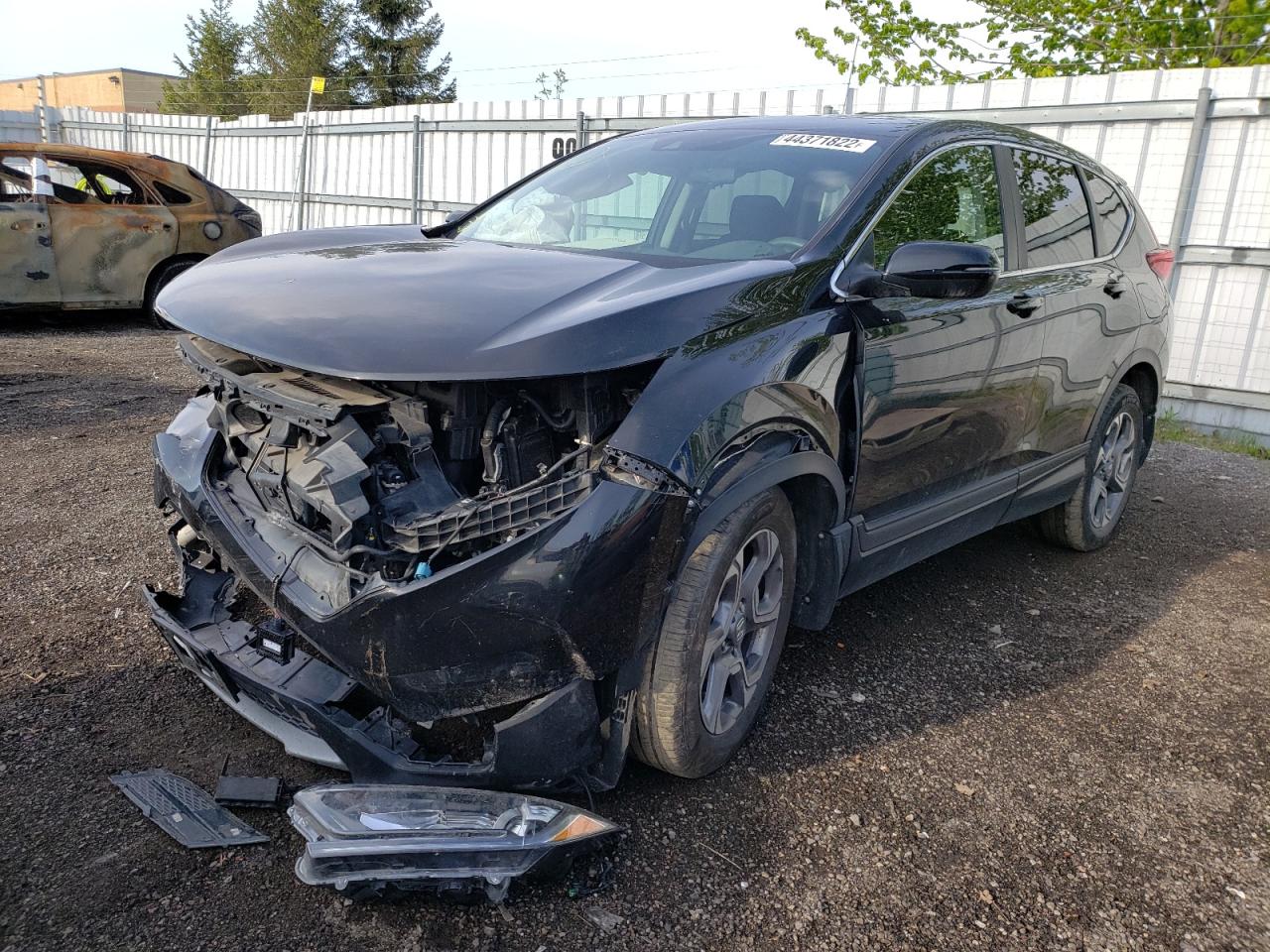 Photo 2 from auction – 2017 HONDA CR-V EX with VIN 2HKRW2H50HH140033