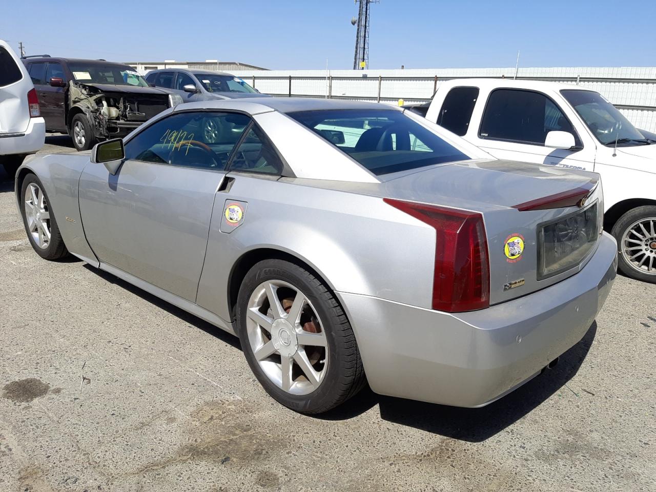 Photo 3 from auction – 2004 CADILLAC XLR with VIN 1G6YV34A445602257