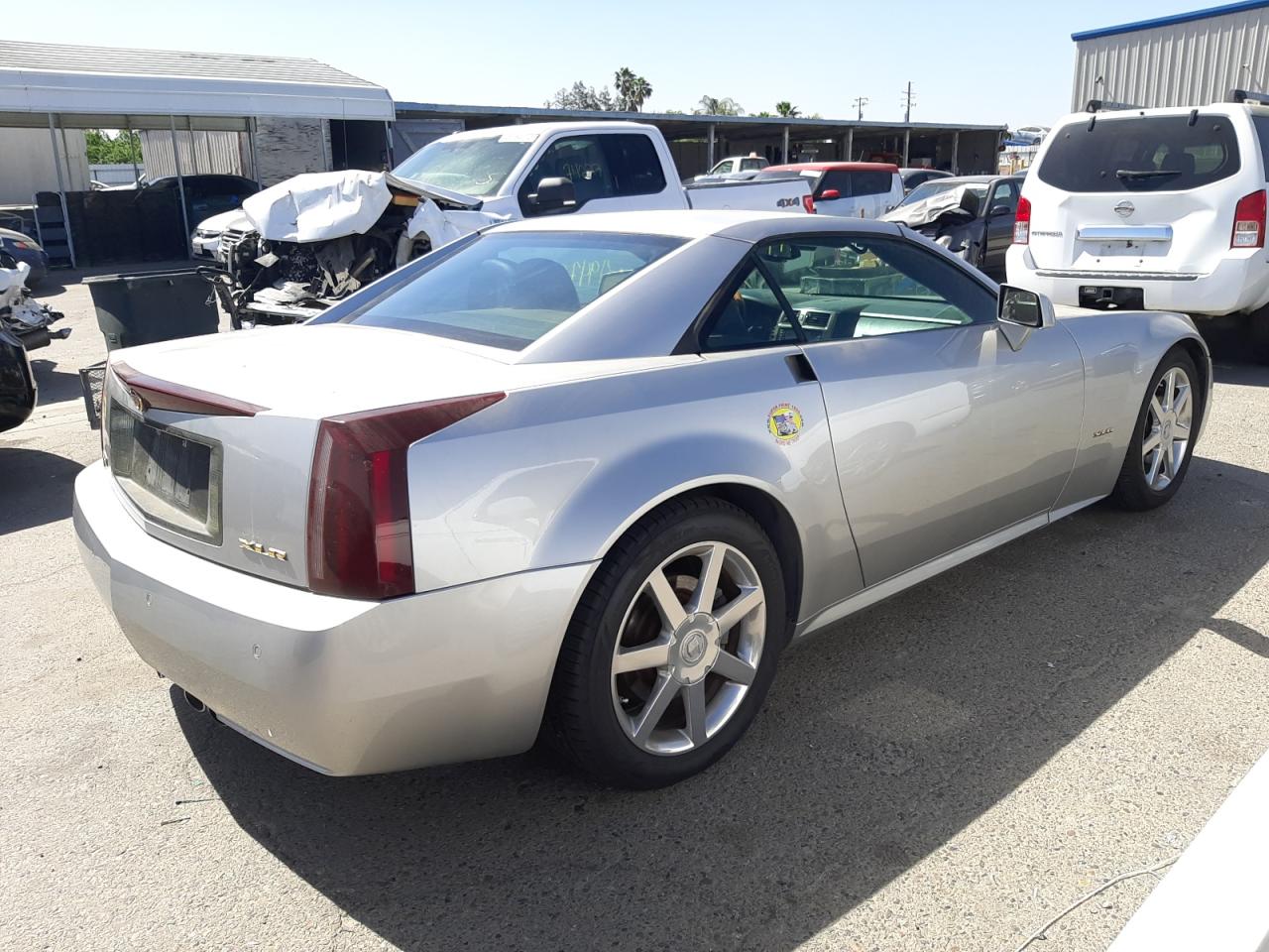 Photo 4 from auction – 2004 CADILLAC XLR with VIN 1G6YV34A445602257