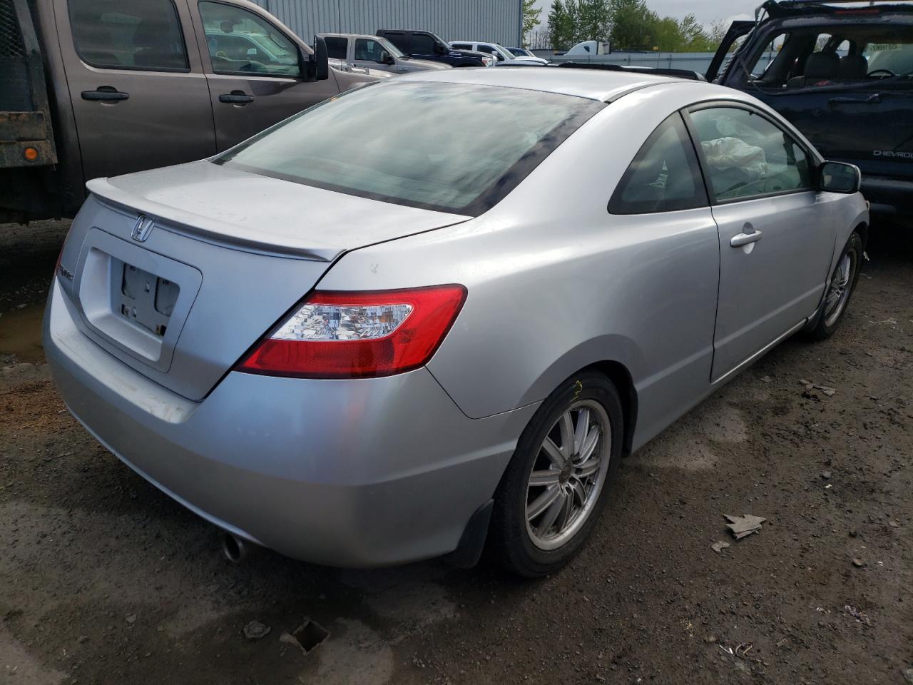 Photo 14 from auction – 2007 HONDA CIVIC EX with VIN 2HGFG11877H517884