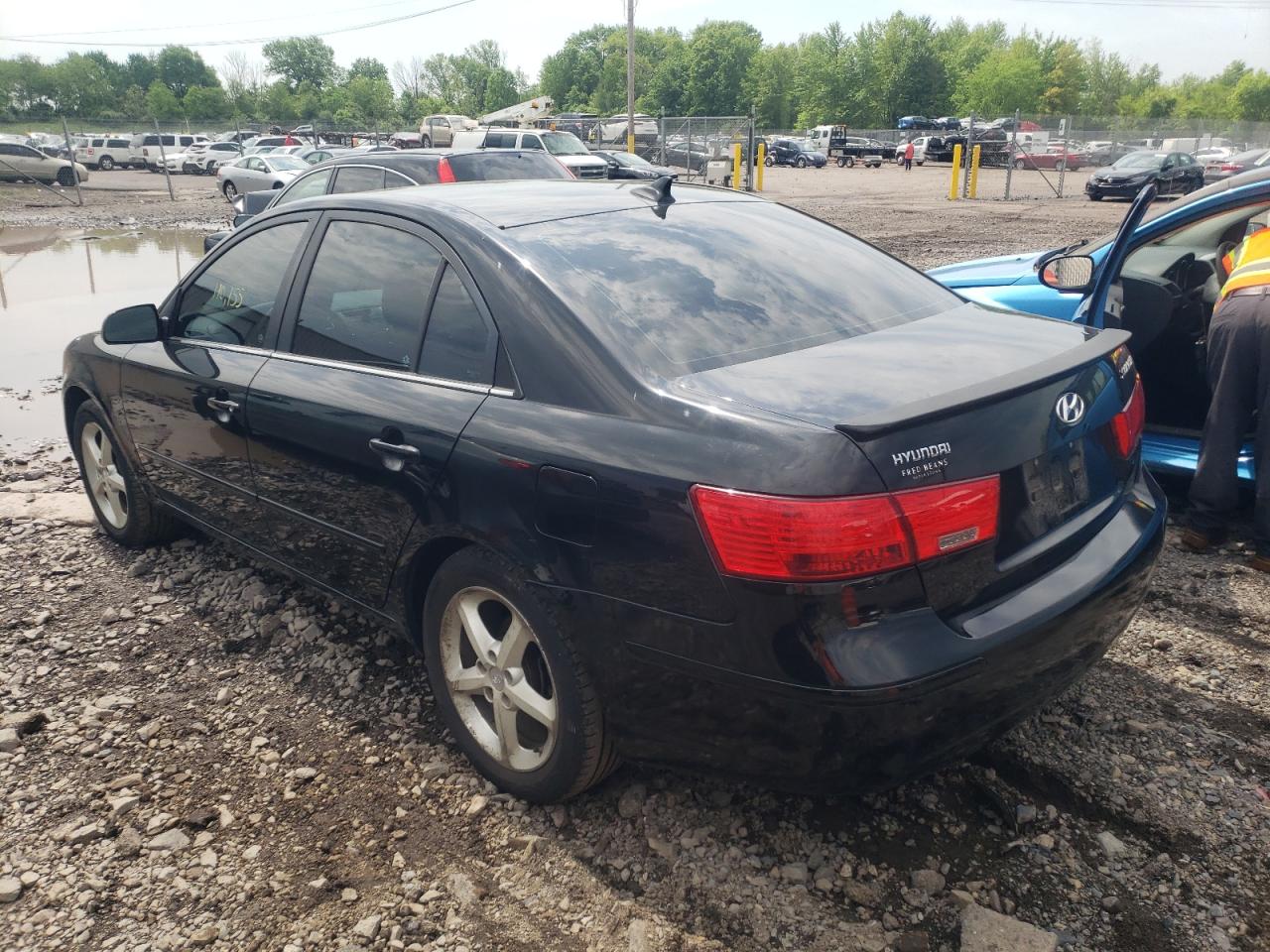Photo 3 from auction – 2010 HYUNDAI SONATA SE with VIN 5NPEU4AC7AH620293
