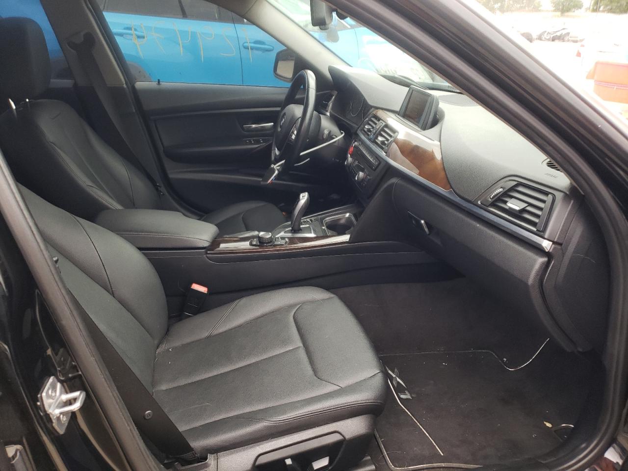 Photo 5 from auction – 2015 BMW 328 I with VIN WBA3A5C51FF609017