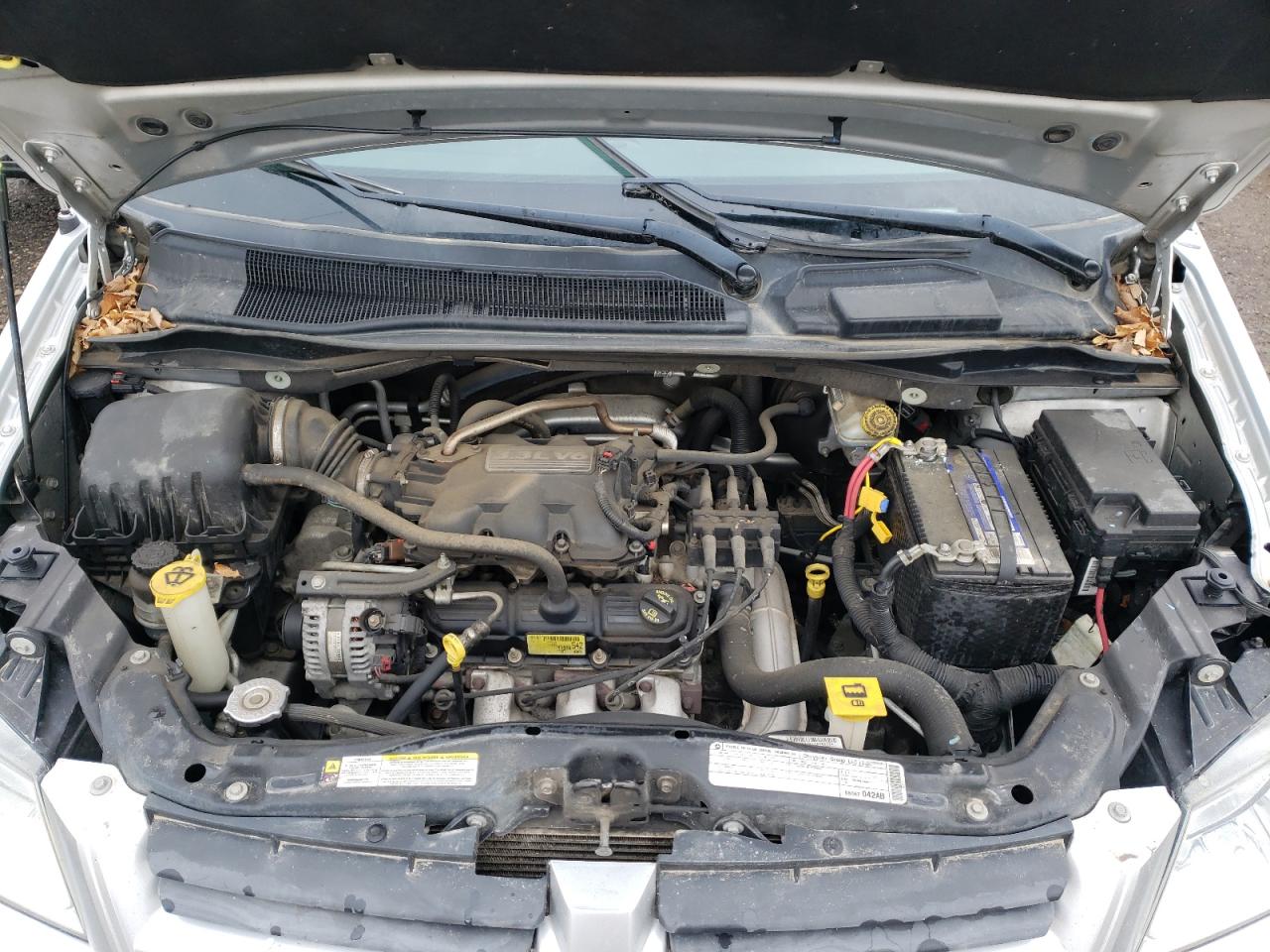 Photo 7 from auction – 2010 DODGE GRAND CARA with VIN 2D4RN4DE2AR162907