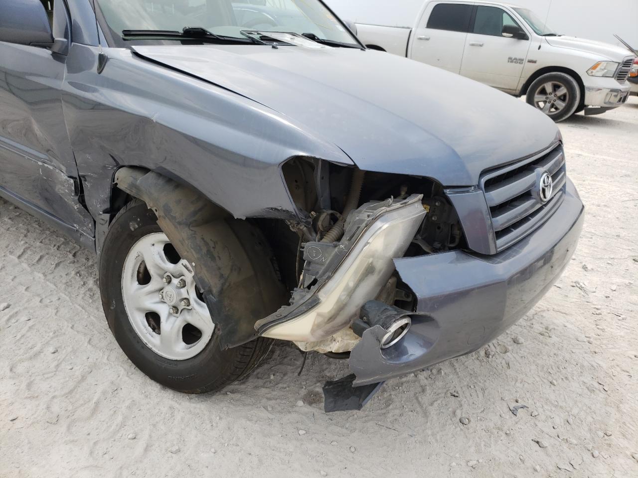 Photo 19 from auction – 2007 TOYOTA HIGHLANDER with VIN JTEGD21A570161908