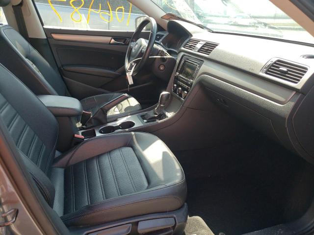 Photo 5 from auction – 2014 VOLKSWAGEN PASSAT SE with VIN 1VWBM7A35EC070014