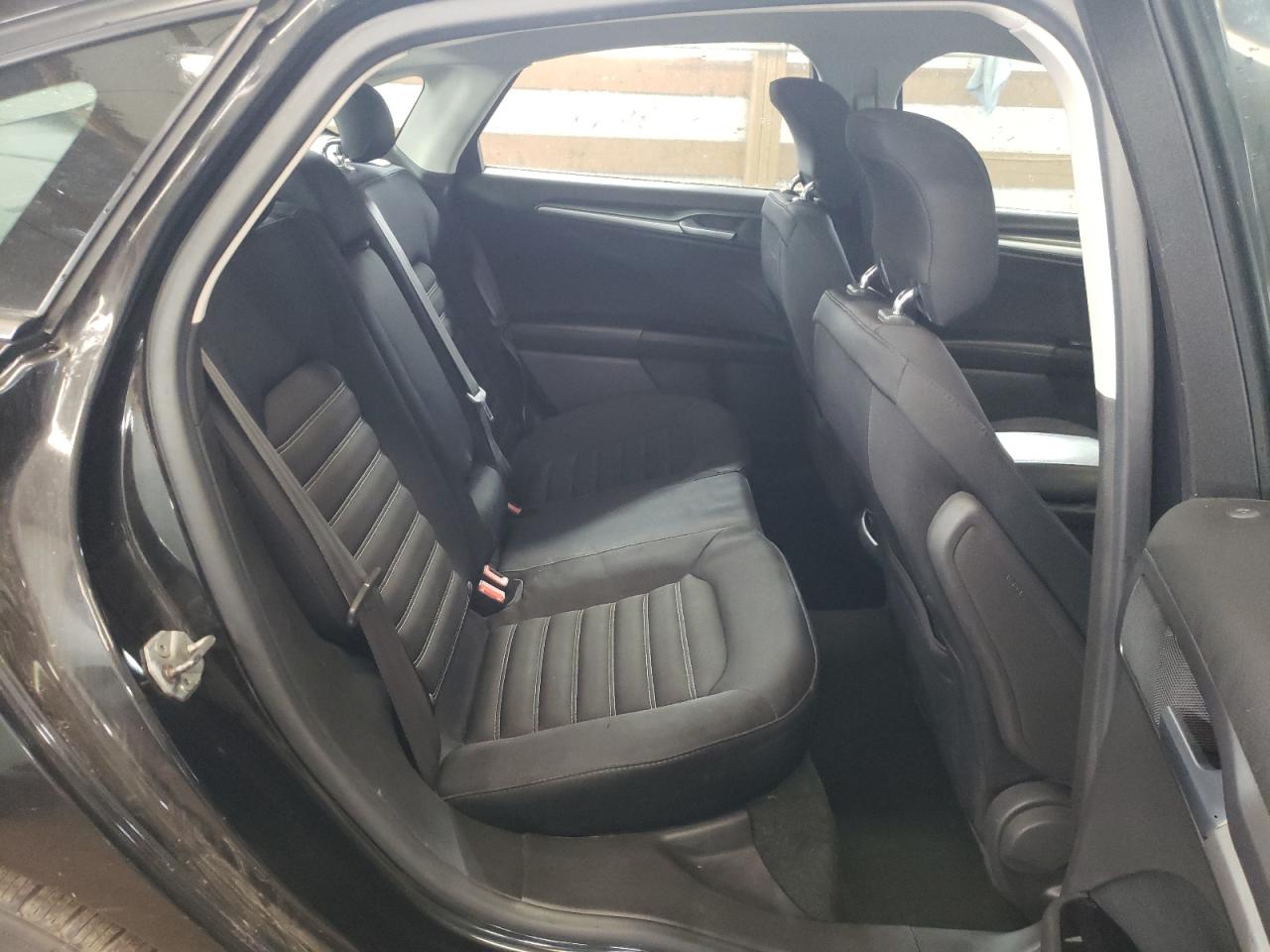 Photo 6 from auction – 2014 FORD FUSION SE with VIN 3FA6P0H77ER121550