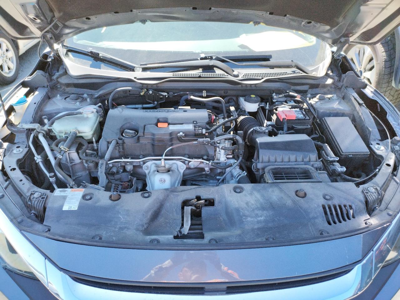 Photo 11 from auction – 2017 HONDA CIVIC EX with VIN 2HGFC2F84HH565225