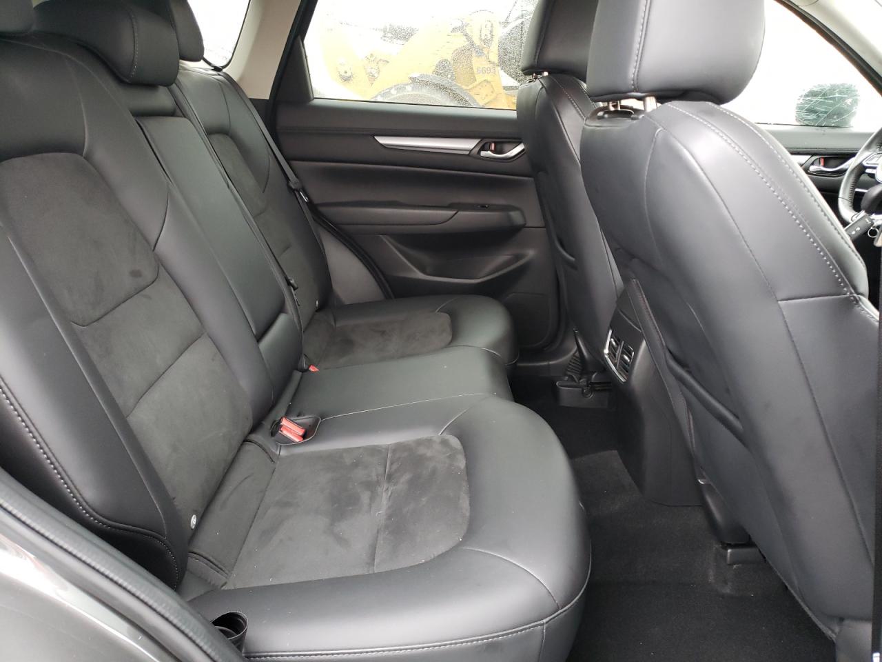 Photo 6 from auction – 2018 MAZDA CX-5 TOURI with VIN JM3KFACM7J1457628