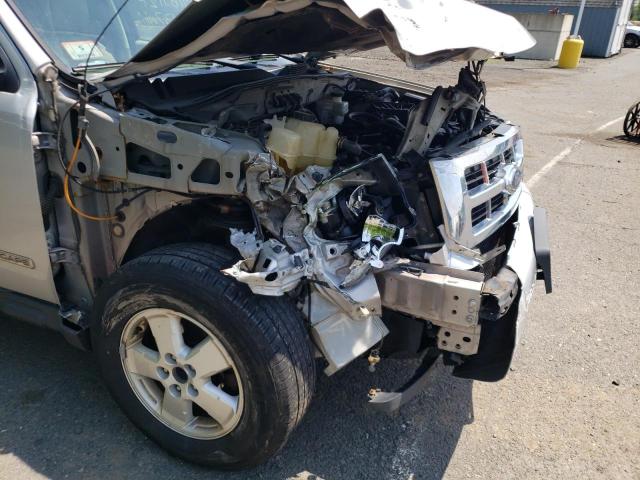 Photo 9 from auction – 2008 FORD ESCAPE XLT with VIN 1FMCU93Z68KC82690