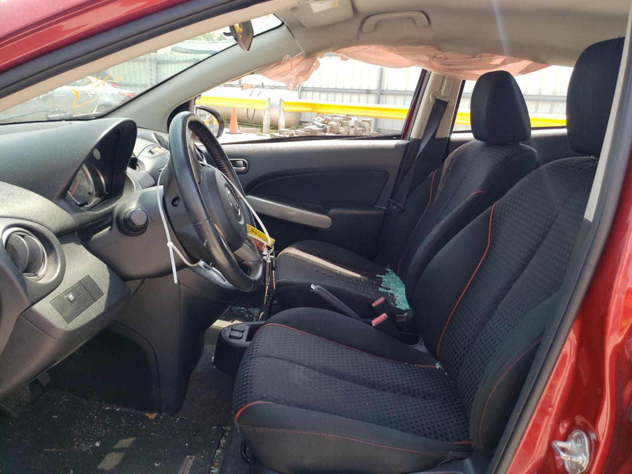 Photo 5 from auction – 2014 MAZDA MAZDA2 TOU with VIN JM1DE1LY4E0188376