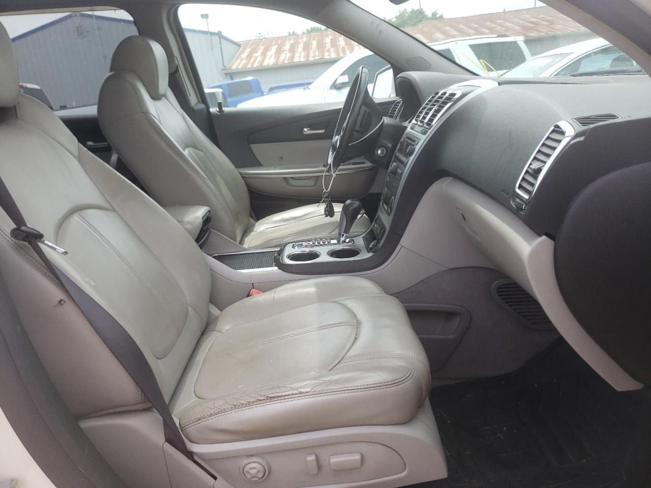 Photo 5 from auction – 2008 GMC ACADIA SLT with VIN 1GKER33718J165457