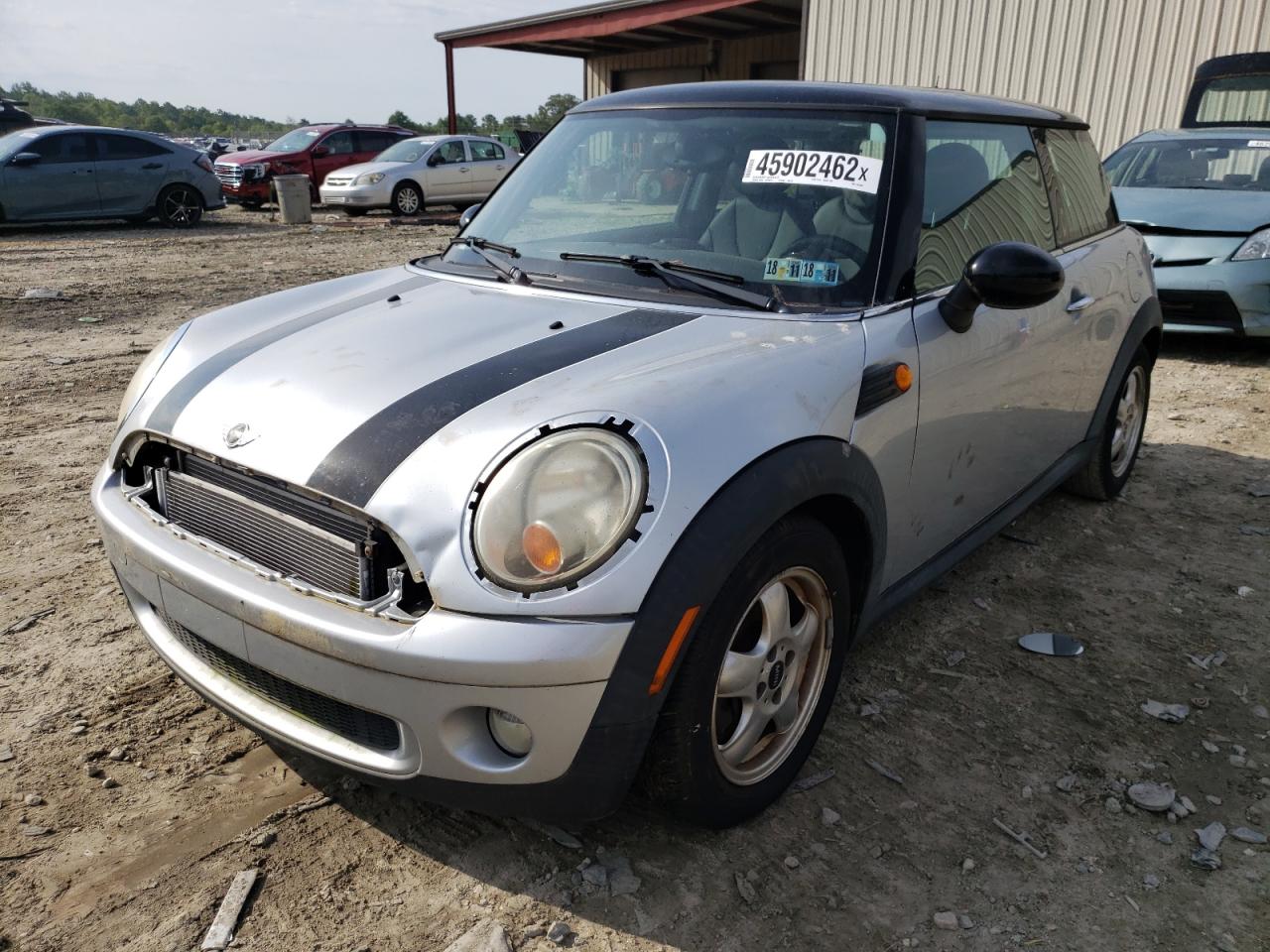 Photo 2 from auction – 2009 MINI COOPER with VIN WMWMF33599TW73869