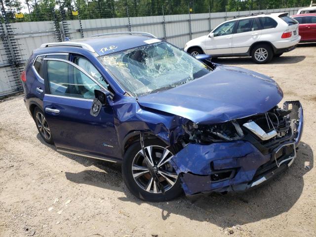 NISSAN ROGUE SV H 2017 with VIN 5N1ET2MT1HC829307 - Photo from auction
