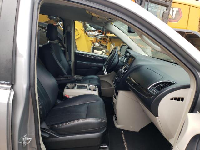 Photo 5 from auction – 2014 CHRYSLER TOWN & COU with VIN 2C4RC1BG8ER292220