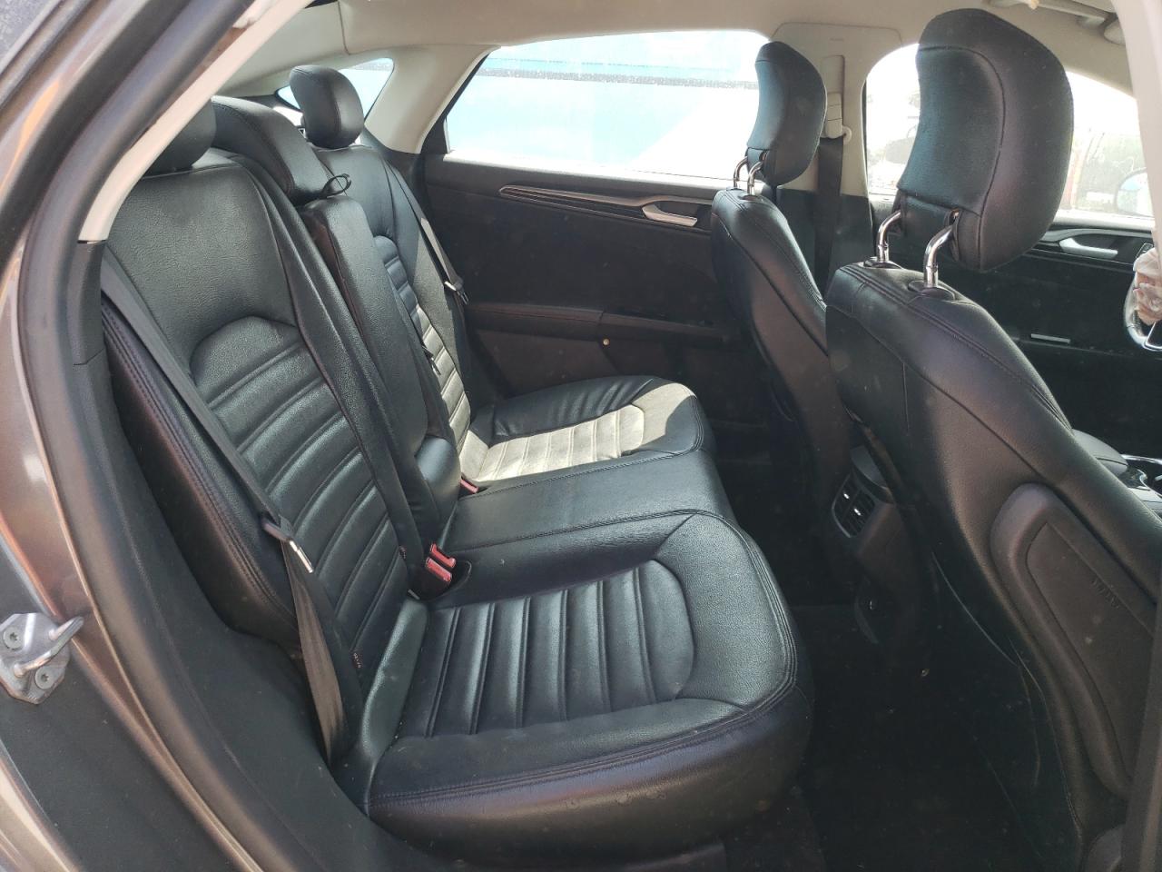 Photo 6 from auction – 2014 FORD FUSION SE with VIN 1FA6P0HD6E5369989