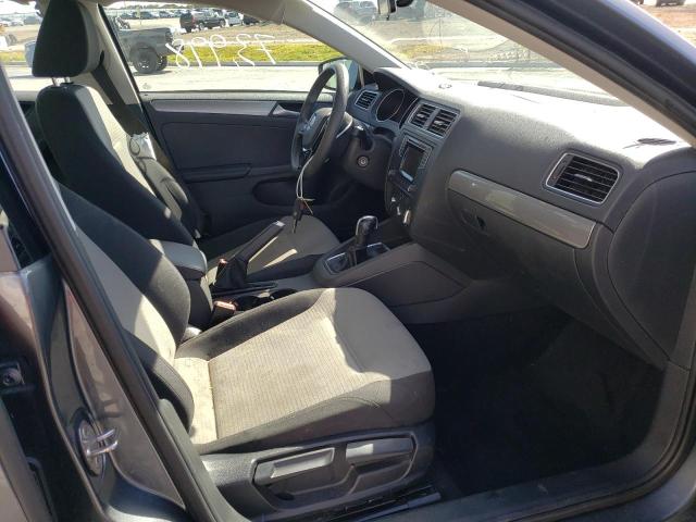 Photo 5 from auction – 2018 VOLKSWAGEN JETTA S with VIN 3VW2B7AJ2JM249964