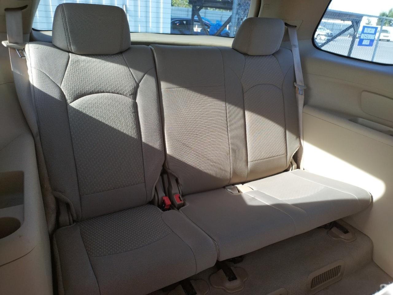 Photo 9 from auction – 2009 SATURN OUTLOOK XE with VIN 5GZER13D89J136446
