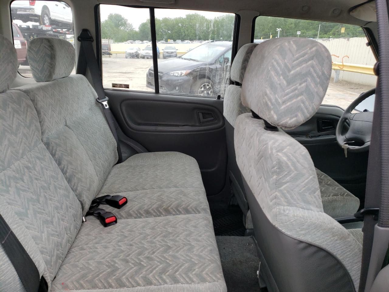 Photo 6 from auction – 1998 SUZUKI SIDEKICK S with VIN JS3TE21V9W4100203