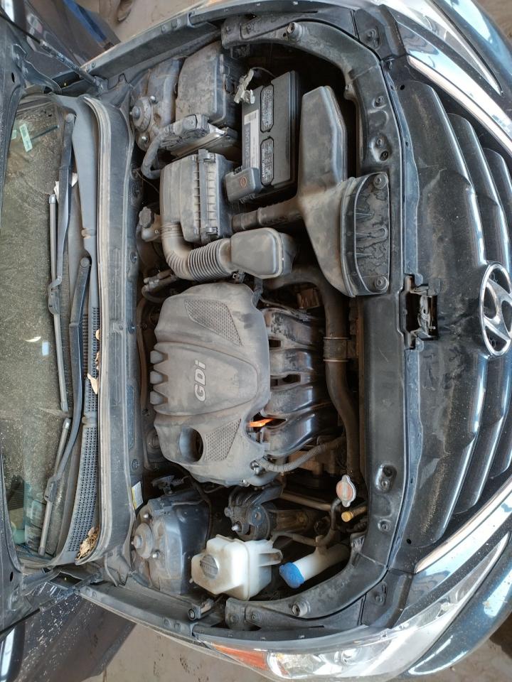 Photo 7 from auction – 2011 HYUNDAI SONATA GLS with VIN 5NPEB4AC1BH188792