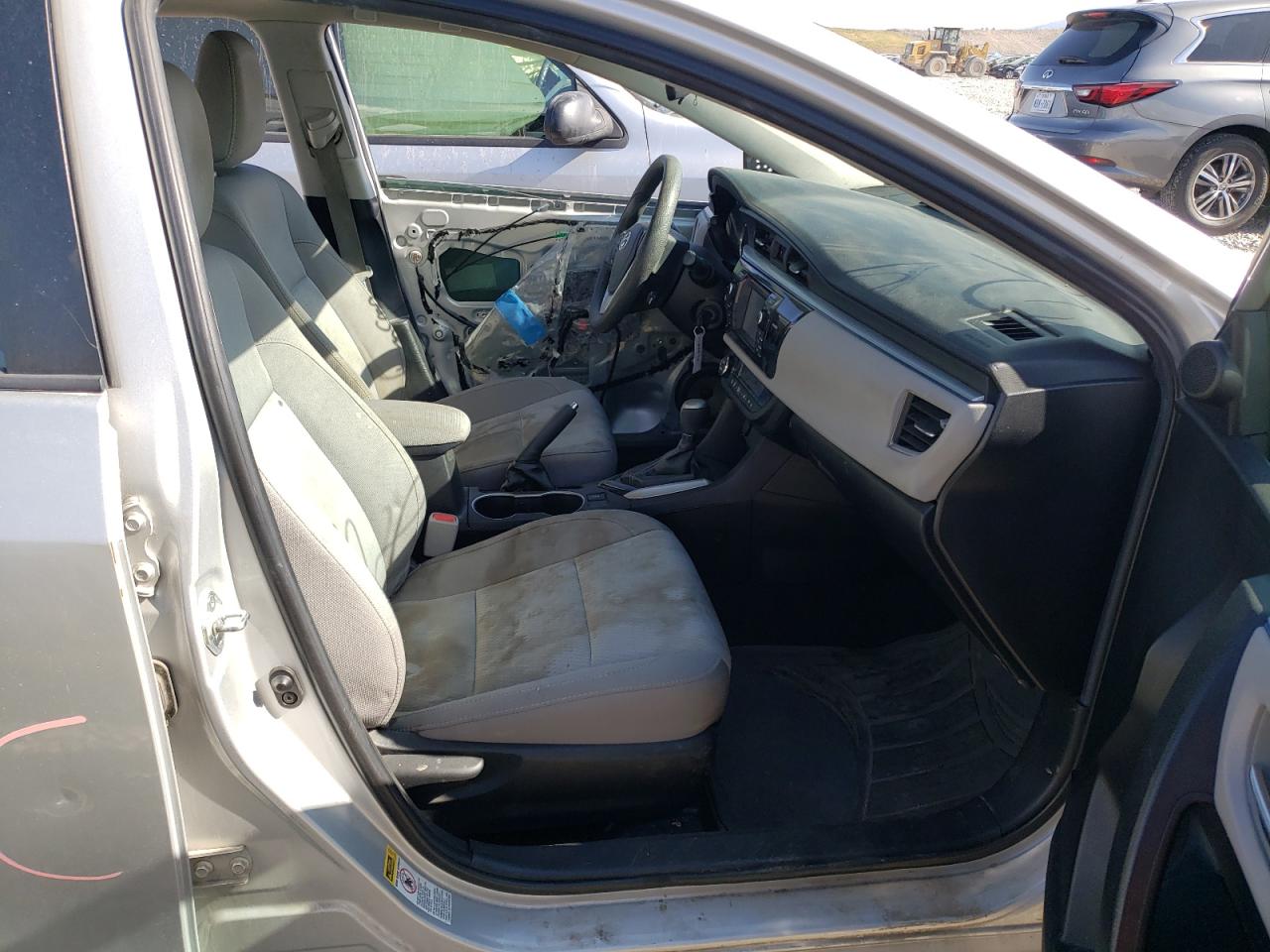 Photo 5 from auction – 2015 TOYOTA COROLLA L with VIN 2T1BURHE7FC468498