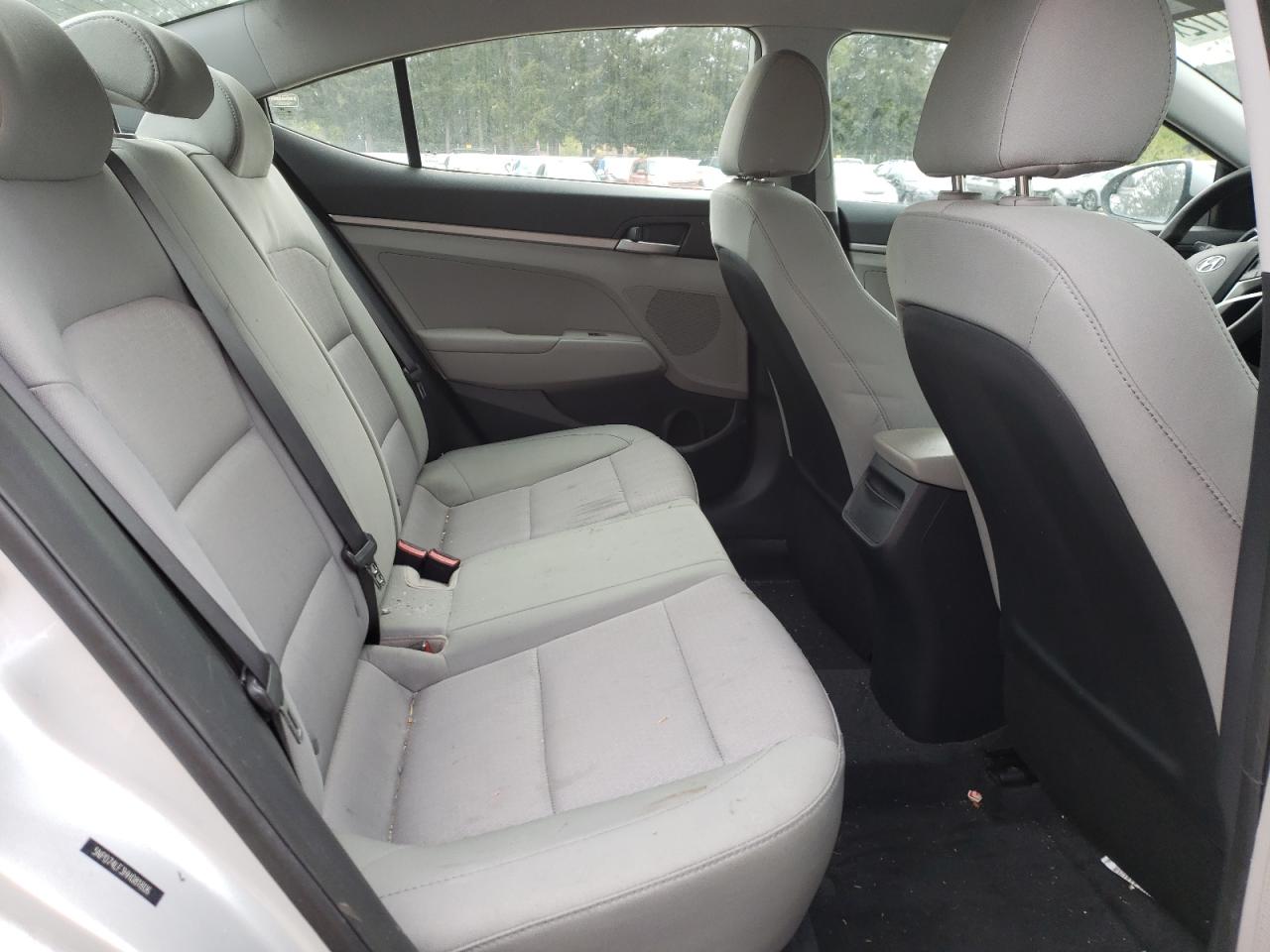 Photo 18 from auction – 2017 HYUNDAI ELANTRA SE with VIN 5NPD74LF3HH081806