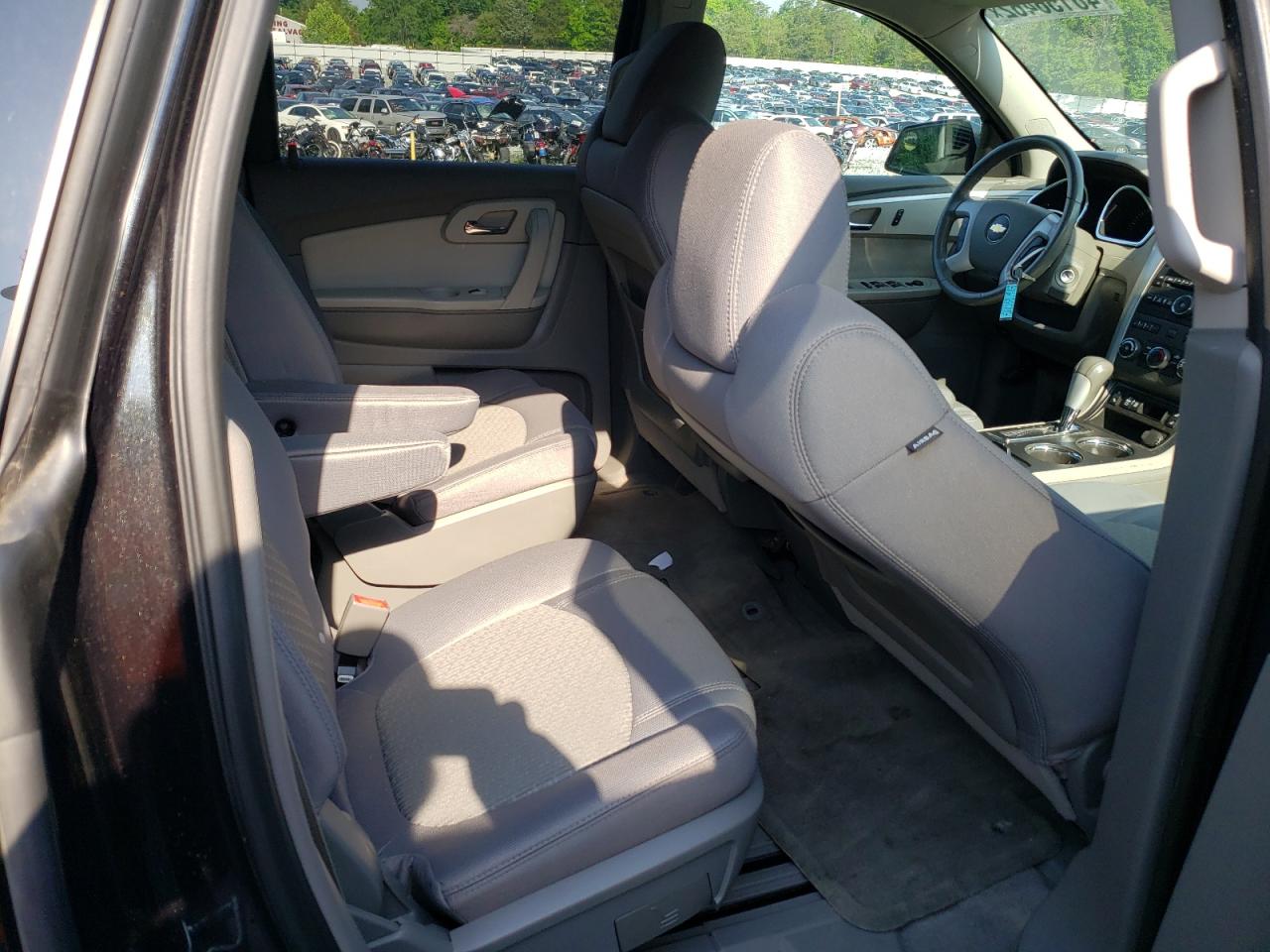 Photo 14 from auction – 2012 CHEVROLET TRAVERSE L with VIN 1GNKRGED4CJ197005
