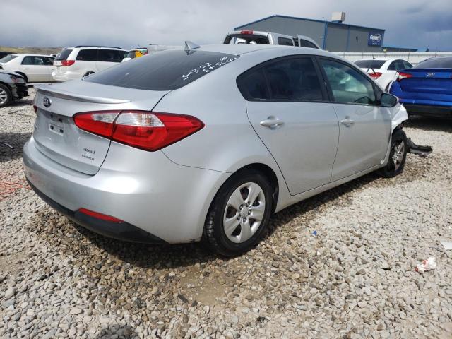 Photo 4 from auction – 2016 KIA FORTE LX with VIN KNAFK4A65G5591211