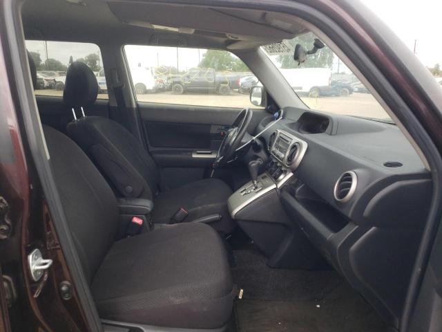 Photo 9 from auction – 2008 TOYOTA SCION XB with VIN JTLKE50EX81040485