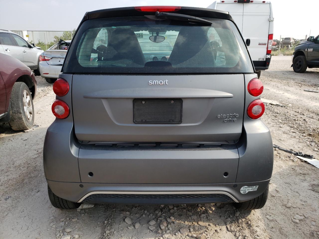 صورة رقم 6 من المزاد - 2016 SMART FORTWO مع VIN WMEEJ9AA1GK842974