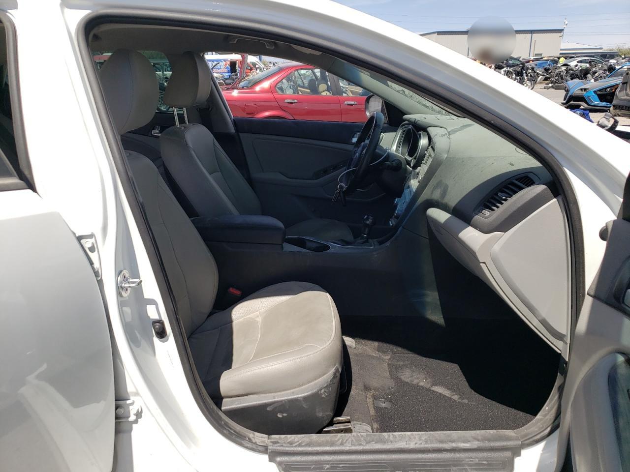 Photo 5 from auction – 2015 KIA OPTIMA EX with VIN 5XXGN4A72FG488359