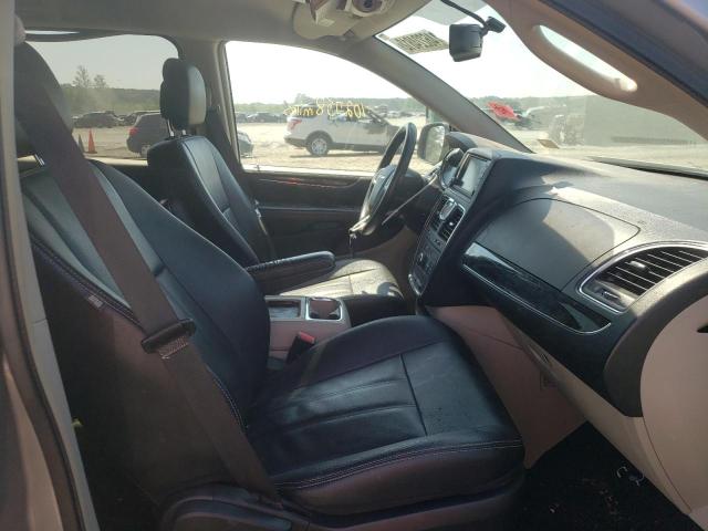 Photo 5 from auction – 2016 CHRYSLER TOWN & COU with VIN 2C4RC1BG6GR101378