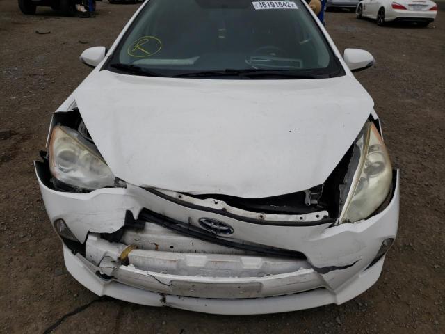 Photo 9 from auction – 2012 TOYOTA PRIUS C with VIN JTDKDTB37C1522158